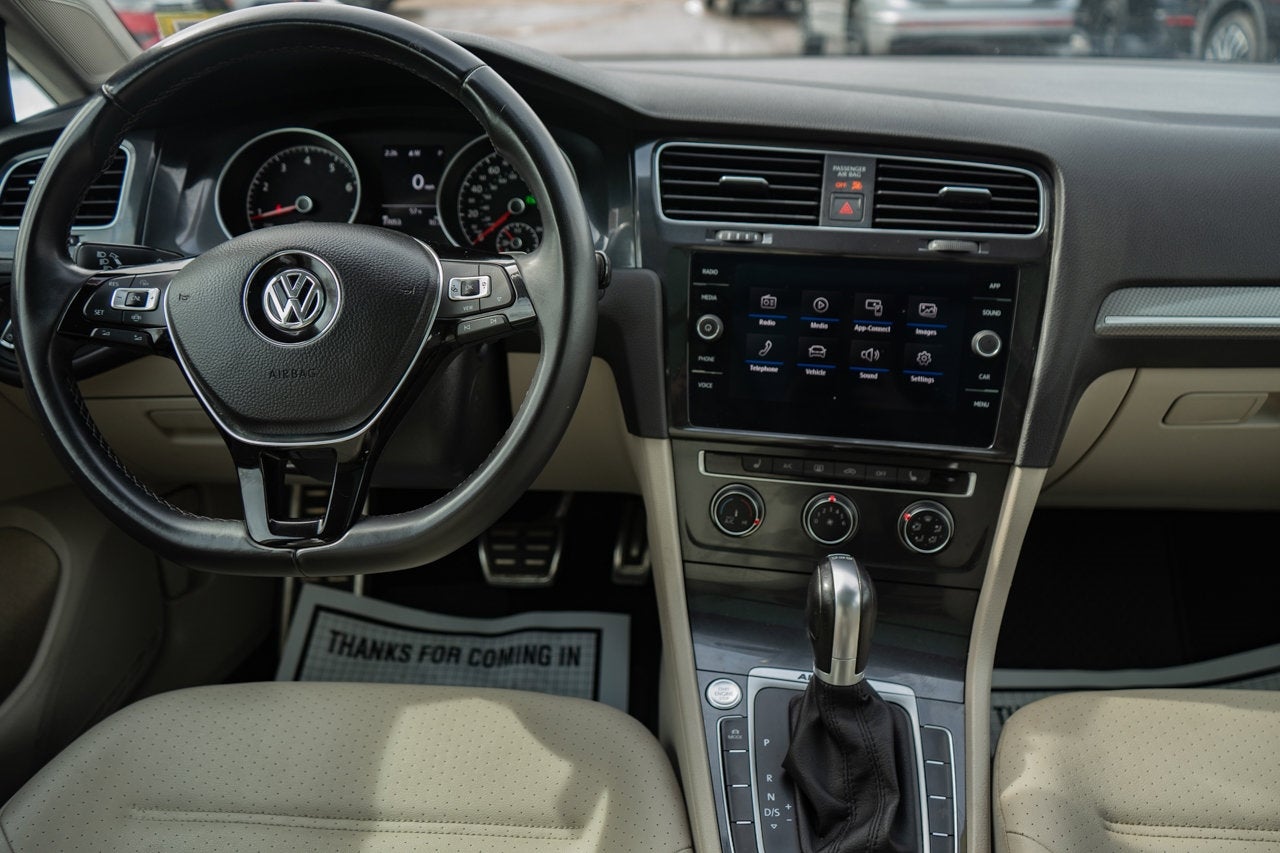 2019 Volkswagen Golf Alltrack Base